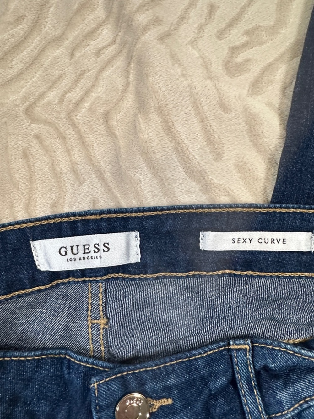 Guess Sexy Curve Distressed Jeans Size 31 - Picture 6 of 8